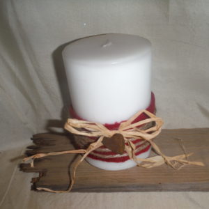 Fleece wrapped candle with raffia & heart